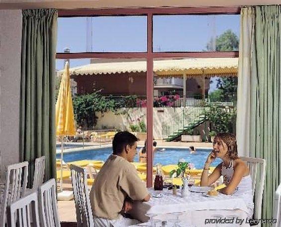 ลินดา Hotel กานปาสติยา ร้านอาหาร รูปภาพ